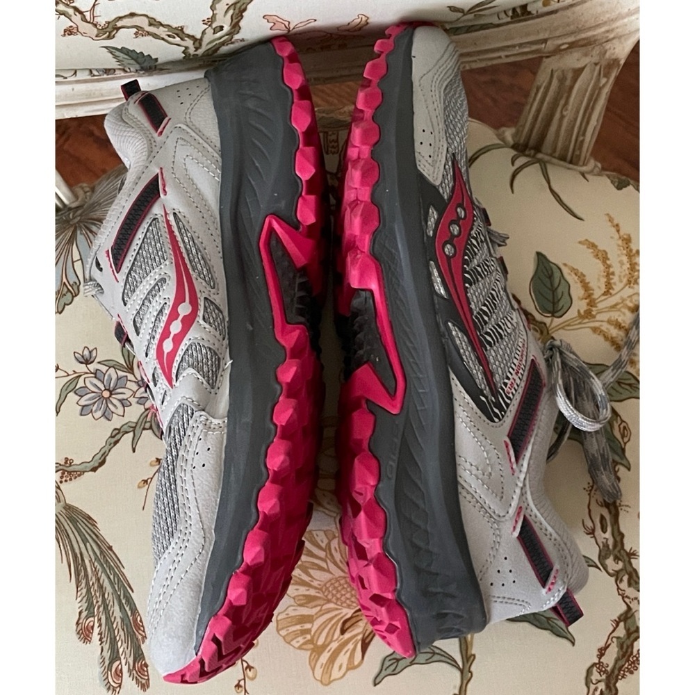 Saucony Excursion TR13 Trail Running Shoes Sneakers Grey Pink Size 8.5 - Picture 3 of 15